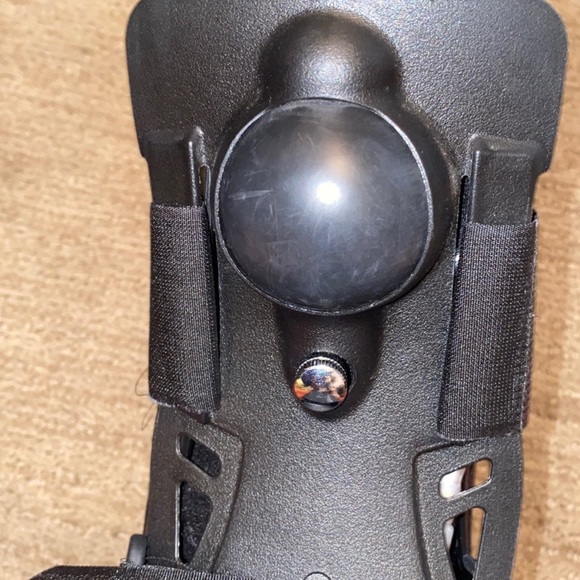 Inflatable walking boot - Picture 5 of 10